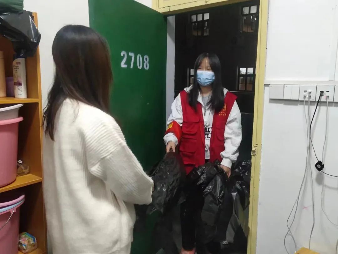 我们的战“疫”故事丨抗疫小卫士③：青春献礼，抗疫有我