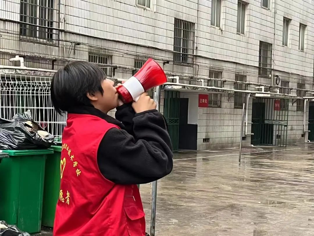 我们的战“疫”故事丨抗疫小卫士①：网络2101班文超俊
