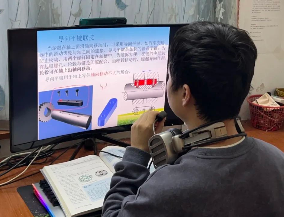 我们的战“疫”故事丨师生聚首“云端”，线上教学进行时